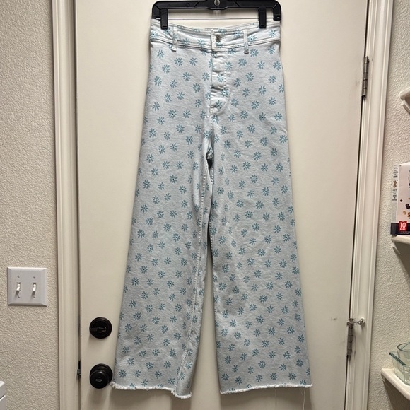 Zara Light Blue Floral Wide Leg Jeans Size 6 - Picture 2 of 9